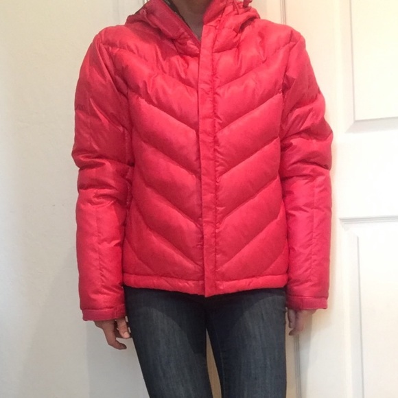 Burton puffy snowboarding jacket - Picture 2 of 8